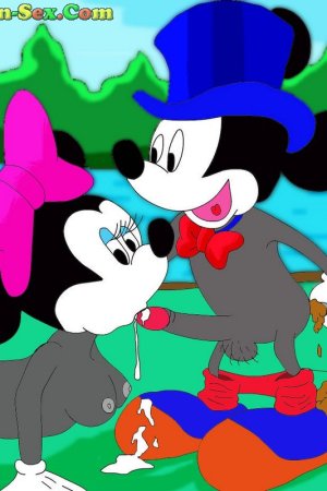 DrawnSex.com Mickey Mouse 4